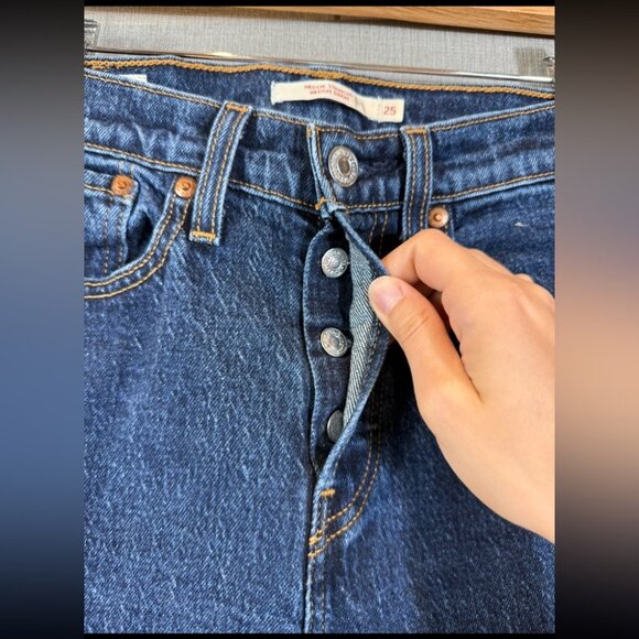 Levi’s Wedgie Straight Ankle Dark Wash Jeans - Picture 6 of 14